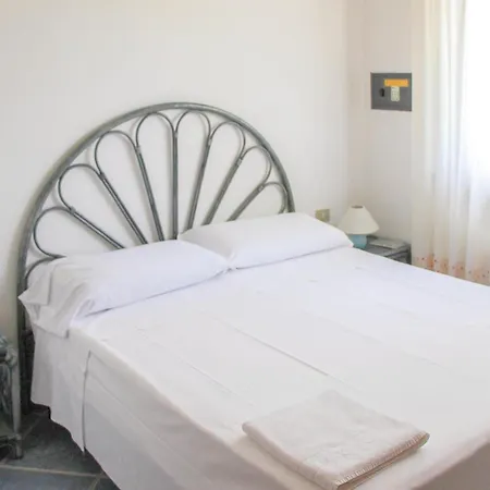 Ferienhaus Rei Sole Uni 8 Pool Costa Rei